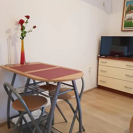 Beach Apartment Ana Apartment *