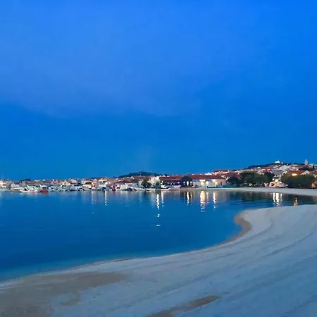 Beach Apartment Ana Apartment *